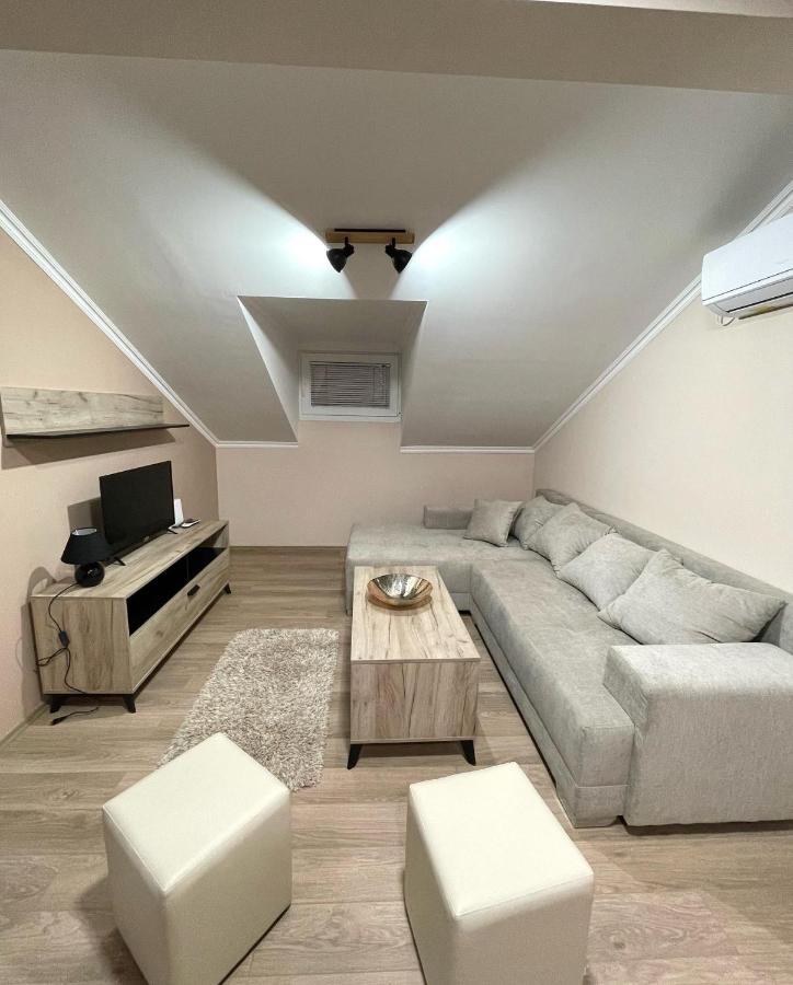 Vivko Apartments Veliko Gradište Eksteriør billede