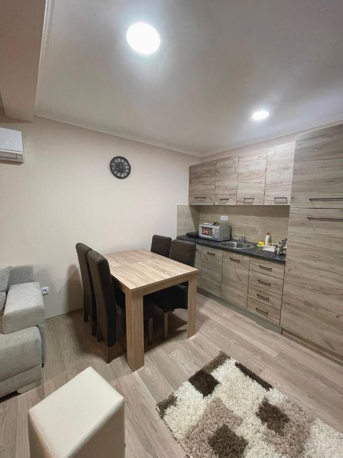 Vivko Apartments Veliko Gradište Eksteriør billede